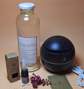 Pack de Aromaterapia – Difusor + Hidrolato + Aceite Esencial Puro de Molle